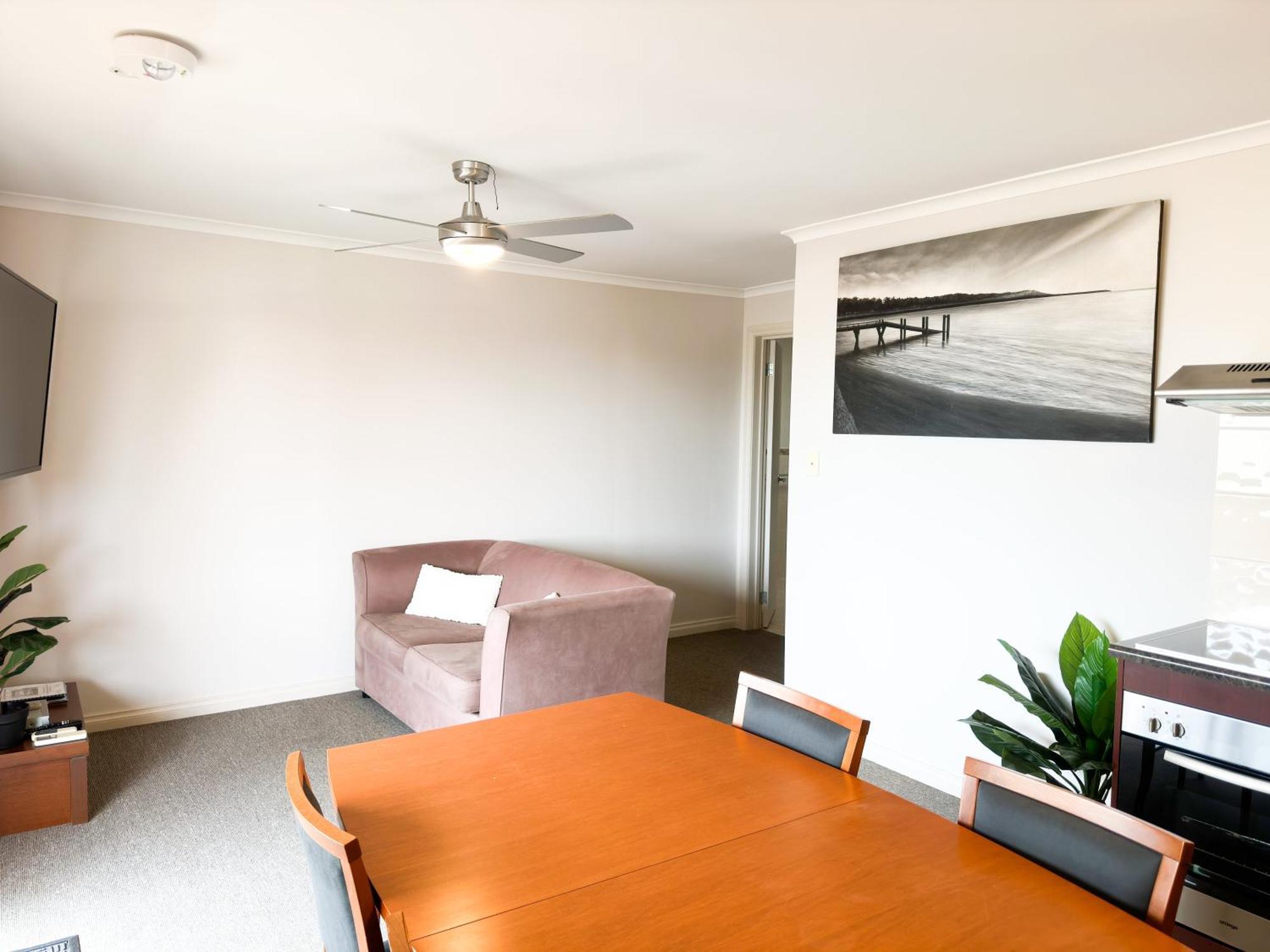 Port Vincent Motel & Apartments Bagian luar foto